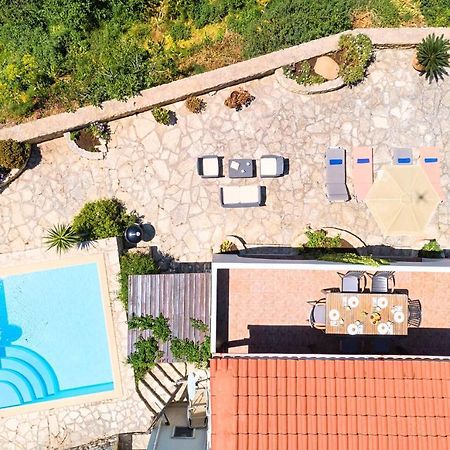 Du Lac Villas Kournás Exterior photo